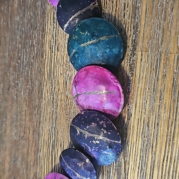 Vintage Graduated Teal and Pink Metal Beads with Gold Accents Necklace - Picture 4 of 4